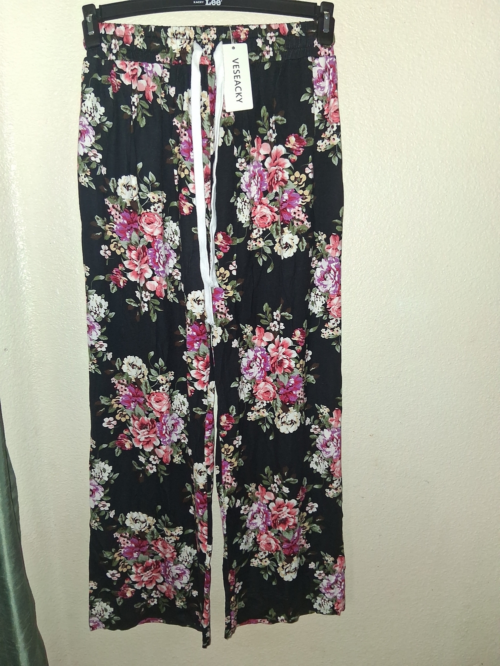 Veseacky Black Floral Wide-Leg Pants Sz S Nwt